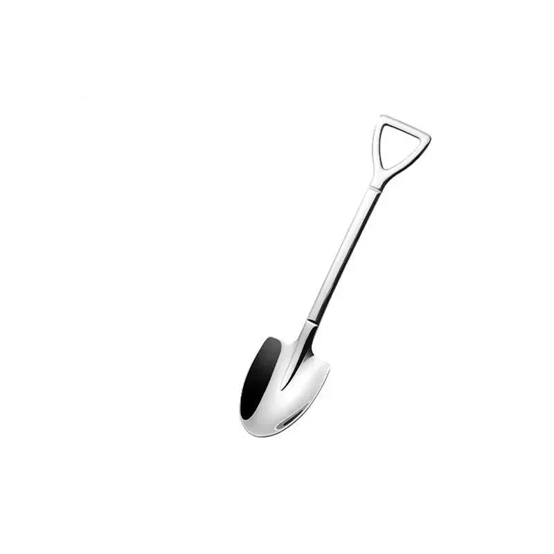 Häftig tesked i form av en spade