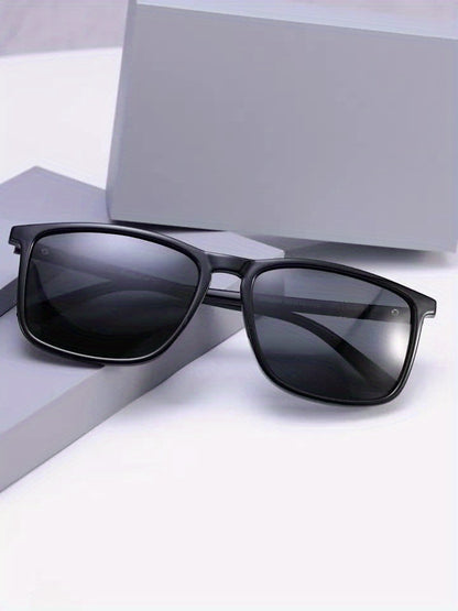 Solglasögon med polarisering, lätt fyrkantig design, väldigt bekväma!